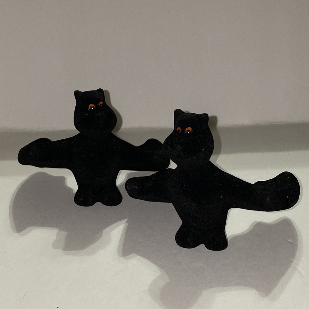 velvet ceramic bats 2002 black Halloween velvet vintage set